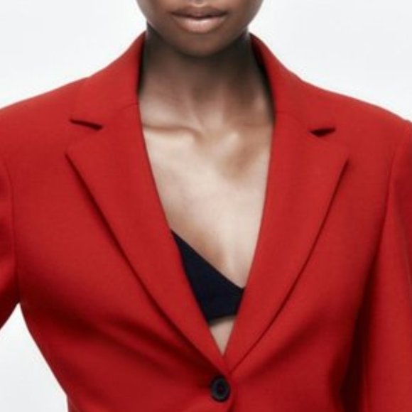 Banana Republic Ladies Bright Red Lux (1) Button Blazer/Jacket - Picture 4 of 17